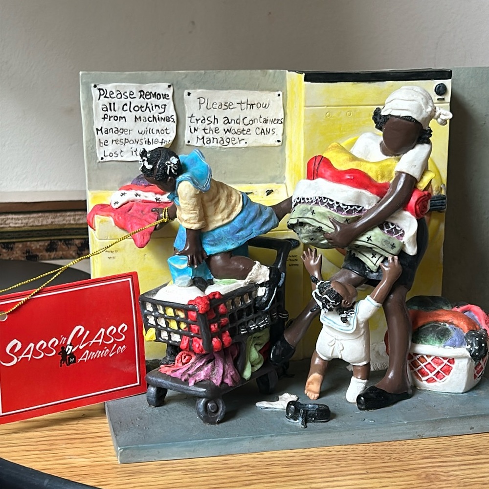 Annie Lee Collectible “Spin Cycle”